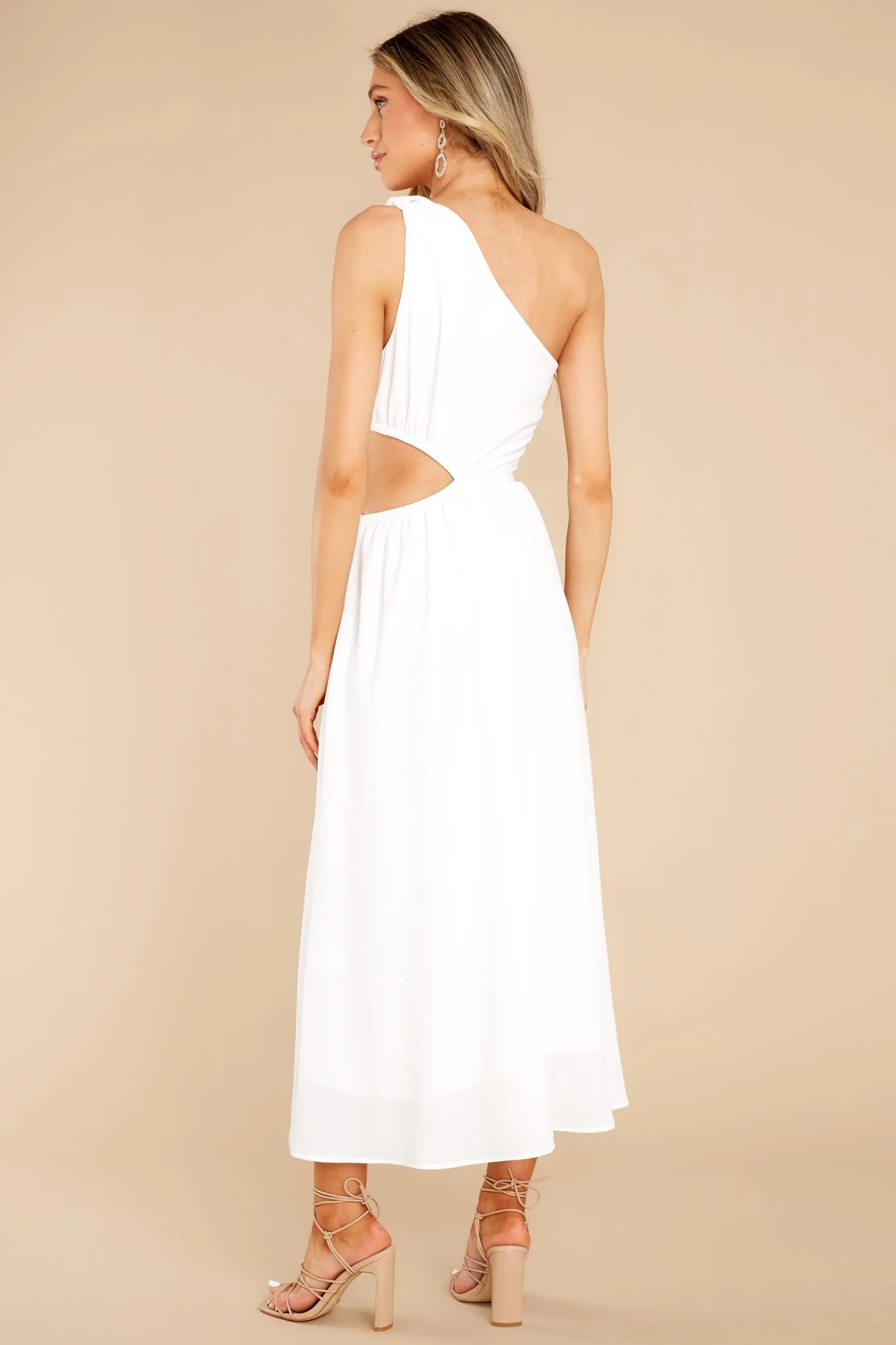 Lovely Dances White Maxi Dress