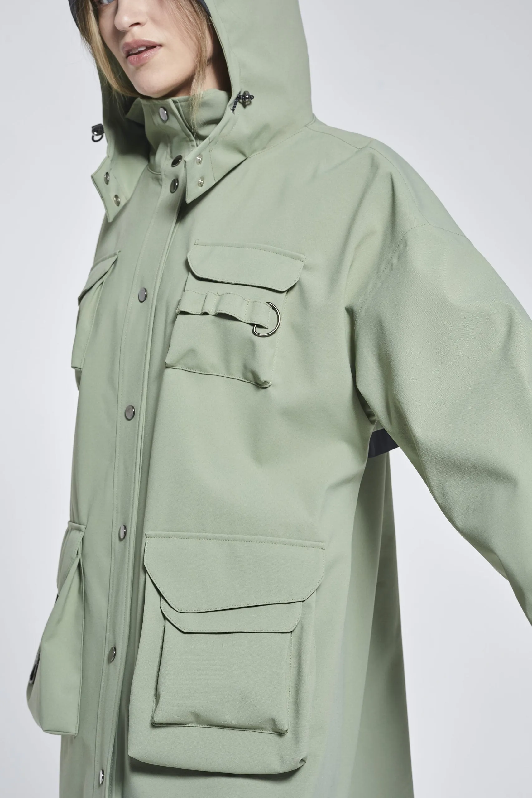 OLIVE MARILA RAINCOAT - recycled materials